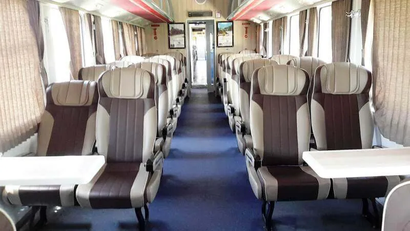 Ghế ngồi mềm điều hòa tàu hỏa