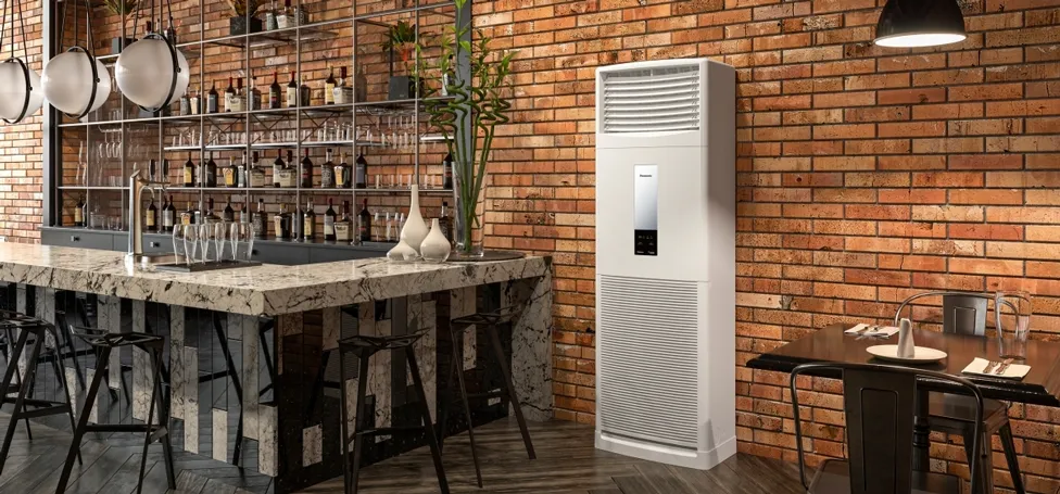 Điều hòa tủ đứng Panasonic đặt trong nhà hàng cao cấp