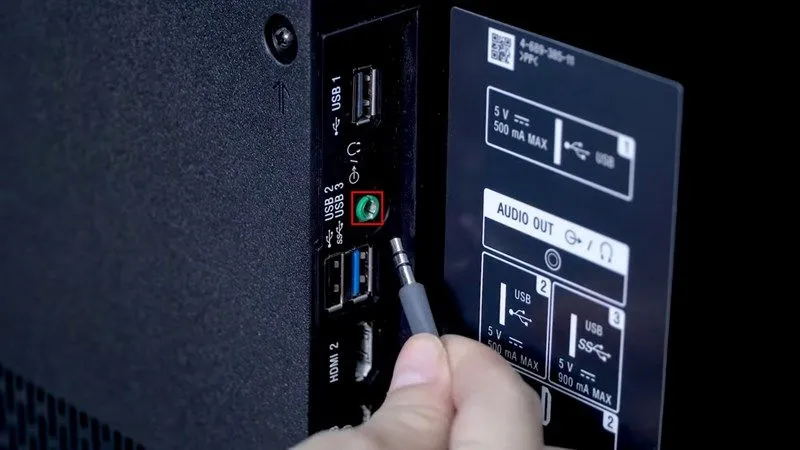 Minh họa kết nối tivi Samsung với loa qua jack 3.5mm