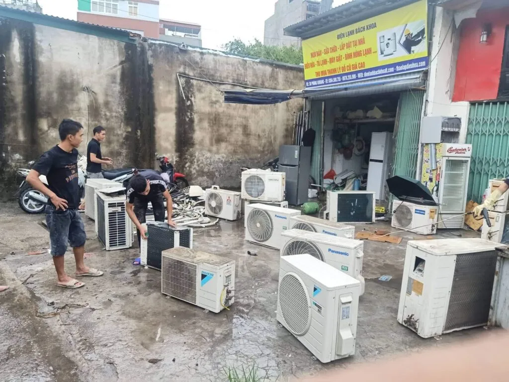 Đội ngũ thợ lắp đặt điều hòa chuyên nghiệp tại Hà Nội