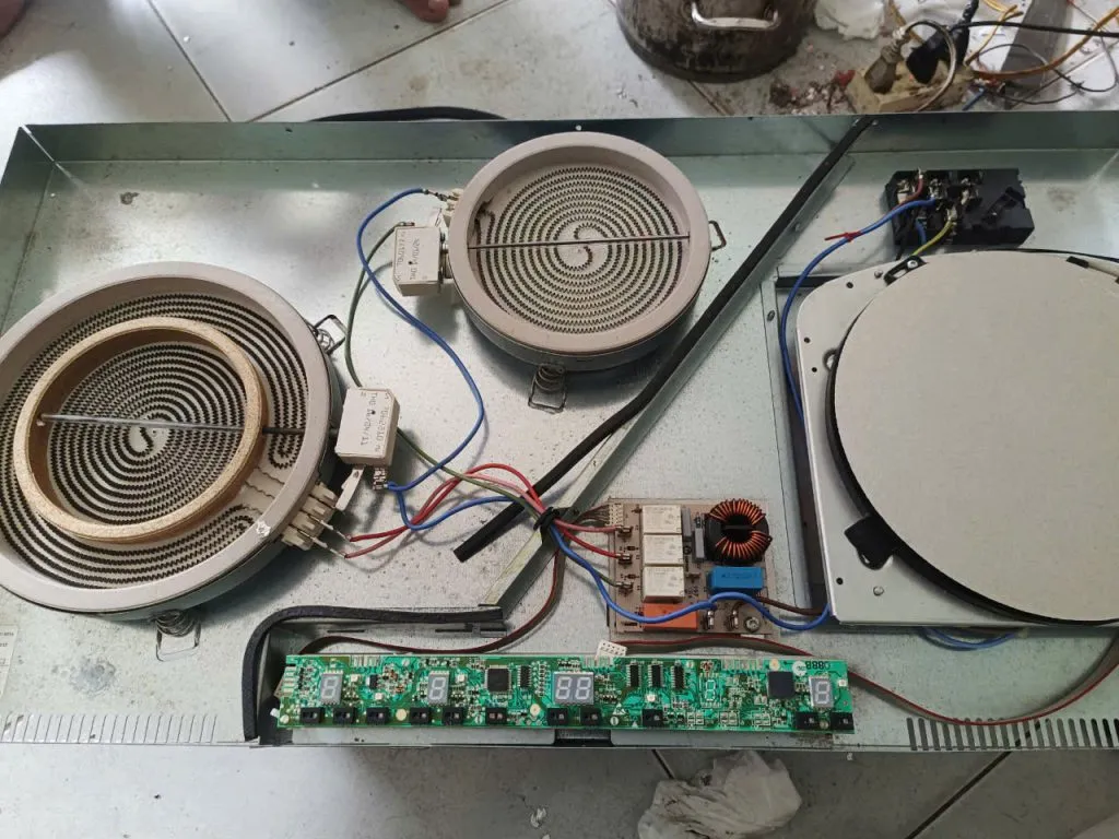 Chế độ bảo hành 6-18 tháng giúp khách hàng yên tâm khi sửa bếp từ lâu nóng