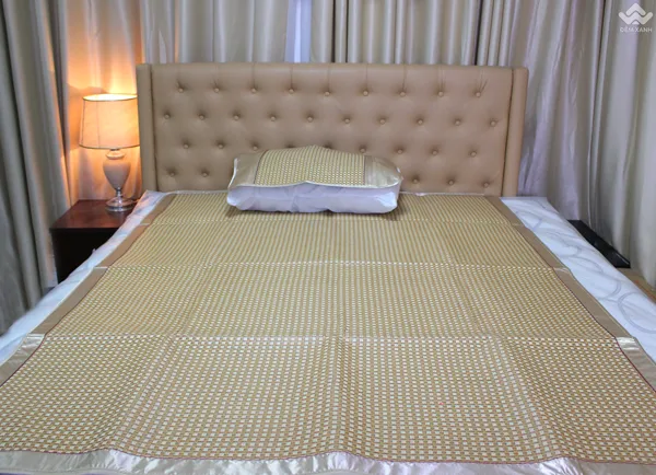 Chiếu điều hòa MuJi Nhật Bản với thiết kế kẻ kem tinh tế