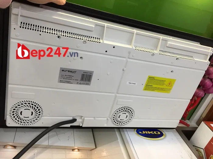 Bụng bếp nhựa ABS với 4 chân đế chống trượt