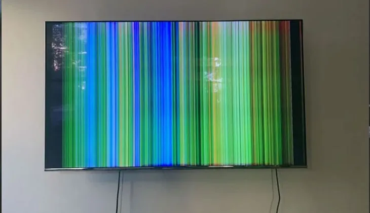 Nếu gia đình sử dụng nhiều tivi chia sẻ cùng lúc có thể dẫn đến bị sọc 1 vài kênh hoặc bị tất cả các kênh, làm việc xem trở nên khó xem