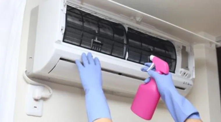 Vệ sinh điều hòa định kỳ để đảm bảo chất lượng không khí