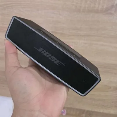 Loa Bose SoundLink Mini II keng 99% pin khỏe