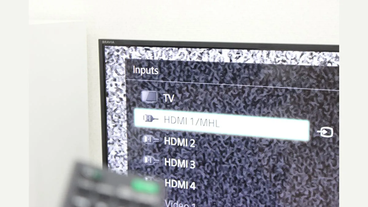 Màn hình điện thoại hiển thị thành công trên tivi thông qua cổng kết nối HDMI