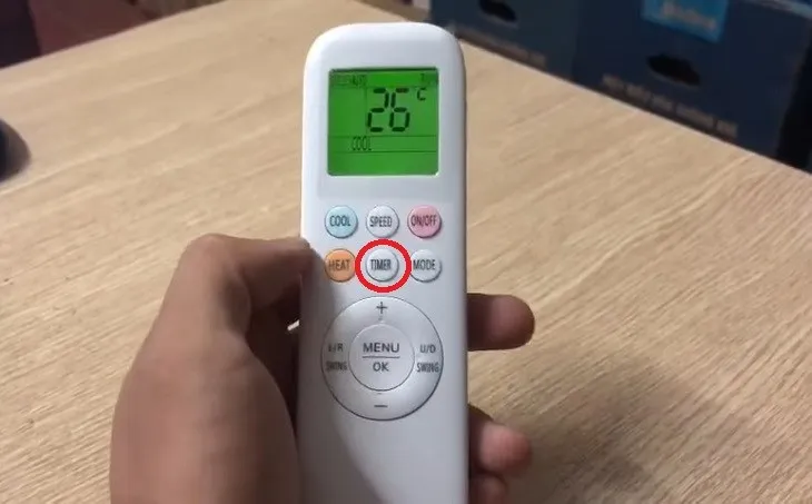 Nhấn nút TIMER trên remote lần nữa để tắt chức năng hẹn giờ