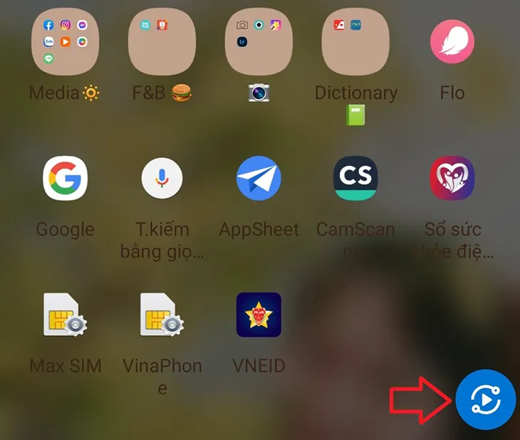 Bước 4: Kiểm tra xem màn hình điện thoại đã được chia sẻ lên tivi chưa