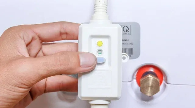 An toàn khi sửa bình nóng lạnh