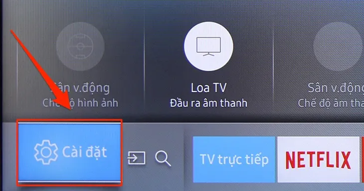 Bật Bluetooth trên điện thoại và tìm đến tên tivi mà bạn muốn kết nối.