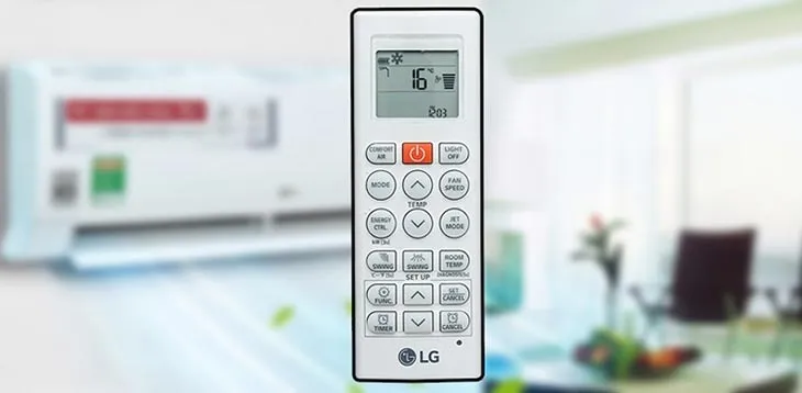 Màn hình remote máy lạnh LG chớp tắt do tiếp xúc pin kém