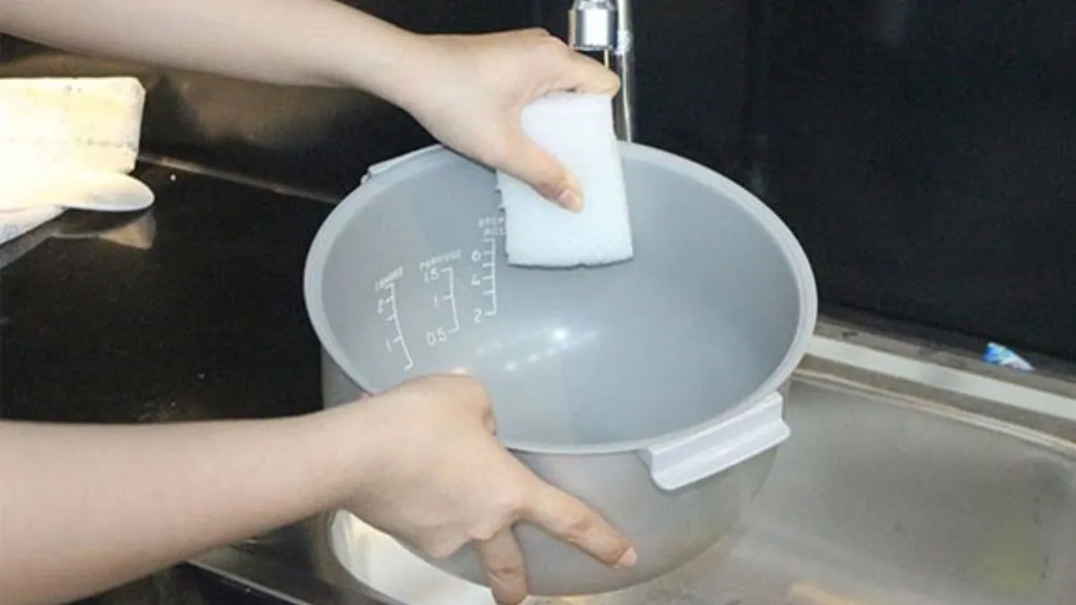 Các bộ phận cần vệ sinh