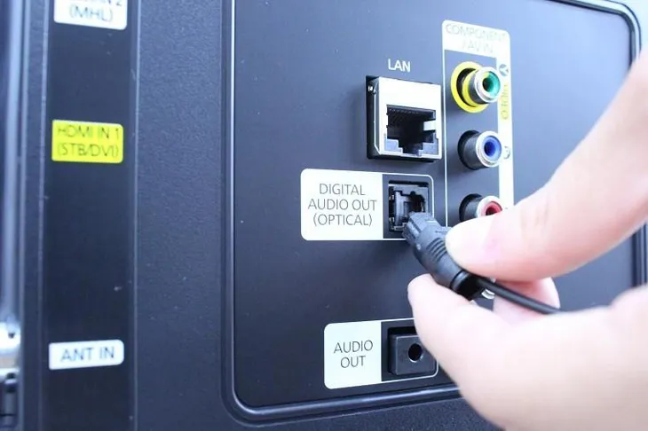 Cách xuất âm thanh qua cổng Optical trên tivi Samsung