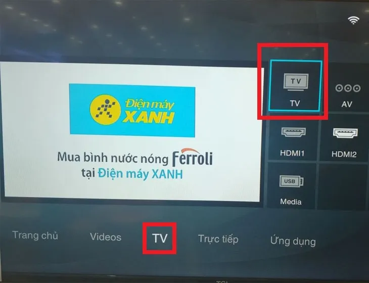 Chọn tab TV trên màn hình chính của tivi TCL chạy hệ điều hành TV+ OS