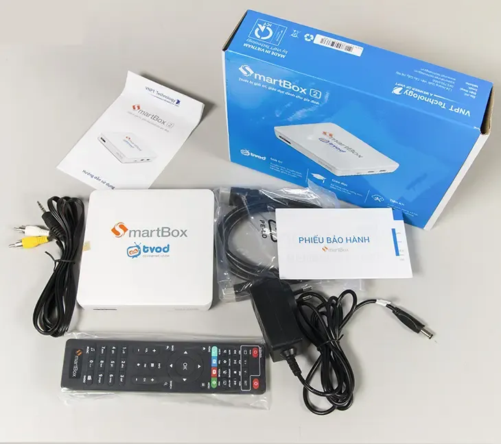 Xác định vị trí các cổng kết nối trên thiết bị để đảm bảo tính chính xác khi lắp đặt