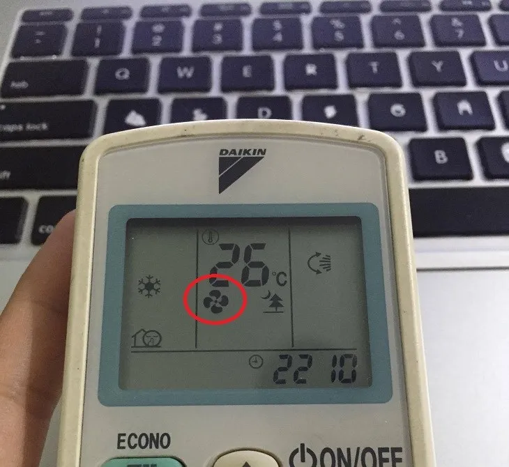 Máy lạnh Daikin inverter tự động điều chỉnh công suất theo nhiệt độ thực tế