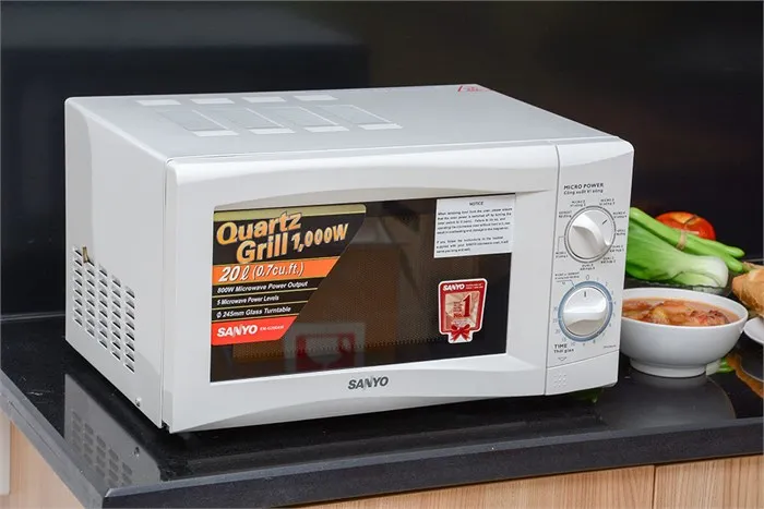 Lò vi sóng SANYO EM-G206AW điều khiển cơ, đơn giản dễ sử dụng
