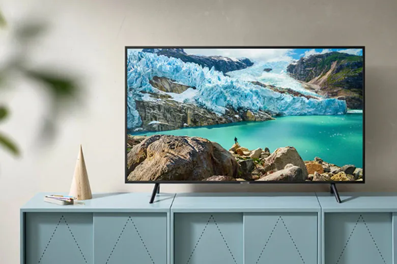 Tivi đang xem tự nhiên tắt do chiếc tivi đã quá cũ