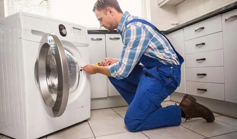 Khắc phục lỗi E40 máy giặt Electrolux