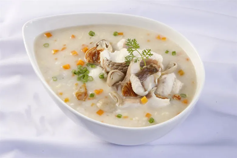 Cách nấu cháo cho bé bằng nồi cơm điện như cháo cá, ...