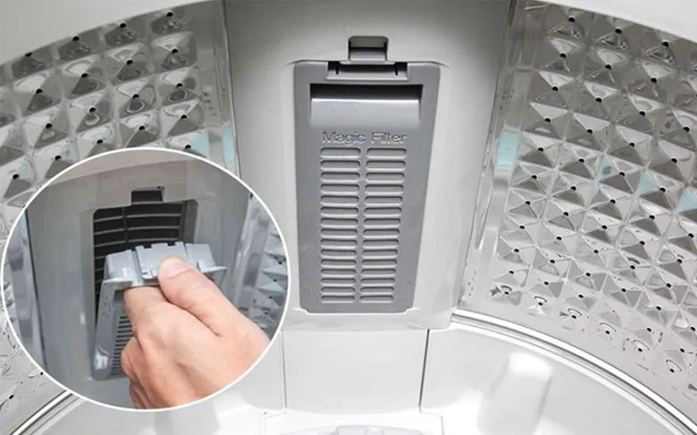 Bộ lọc xơ vải bị tắc máy giặt không xả được nước
