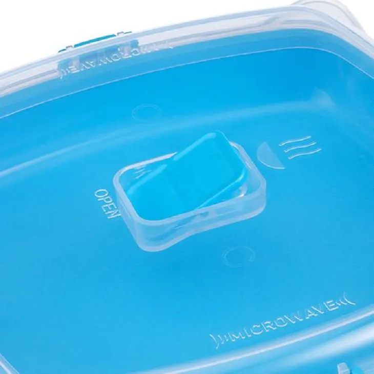 Lựa chọn hộp đựng thực phẩm có van thoát hơi khi quay lò vi sóng.