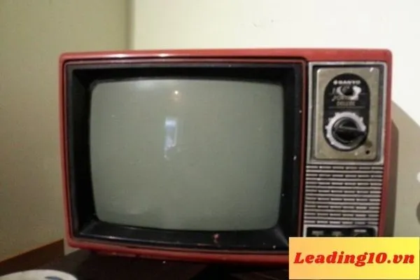 Một chiếc tivi trắng đen cổ điển minh chứng cho sự phát triển của công nghệ điện tử