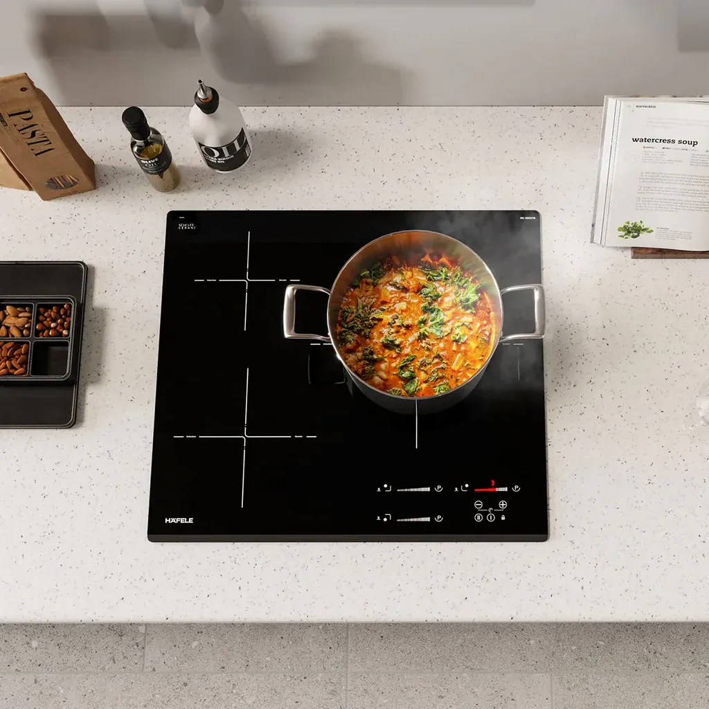 Đặt nồi vào vị trí trung tâm để tối ưu hiệu suất nhiệt