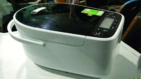 Nồi cơm tử đa năng