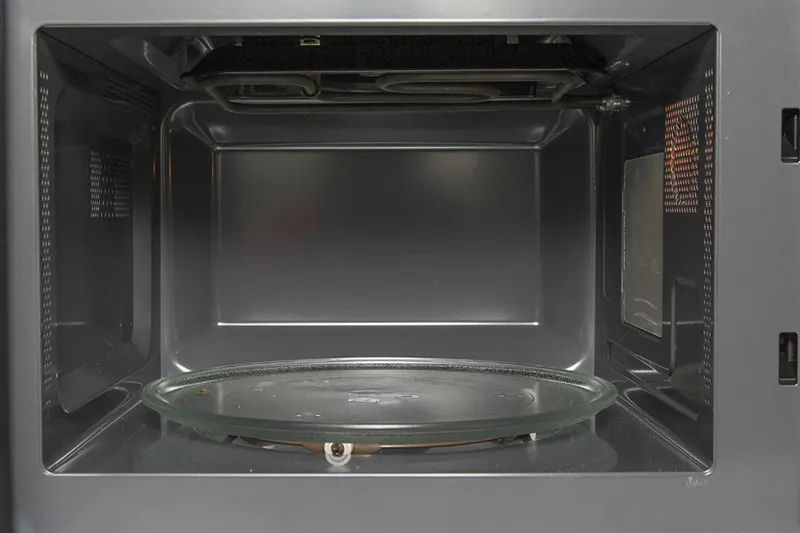 Khoang lò tráng men chống dính