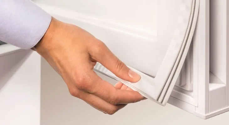 Gioăng tủ lạnh là bộ phận giúp giữ hơi lạnh bên trong tủ lạnh