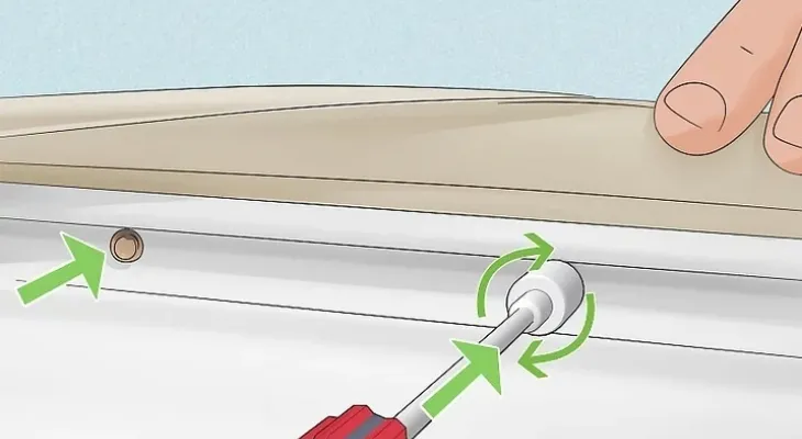 Vặn lại các vít để cổ định miếng gioăng mới