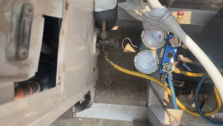 Kiểm tra và nạp gas đúng định lượng kỹ thuật