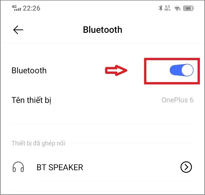 Thao tác gạt nút kích hoạt Bluetooth sang trạng thái Bật (On) để bắt đầu tìm kiếm Loa không dây