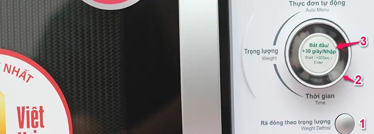 Chức năng rã đông theo trọng lượng trên lò Sharp R-G371VN