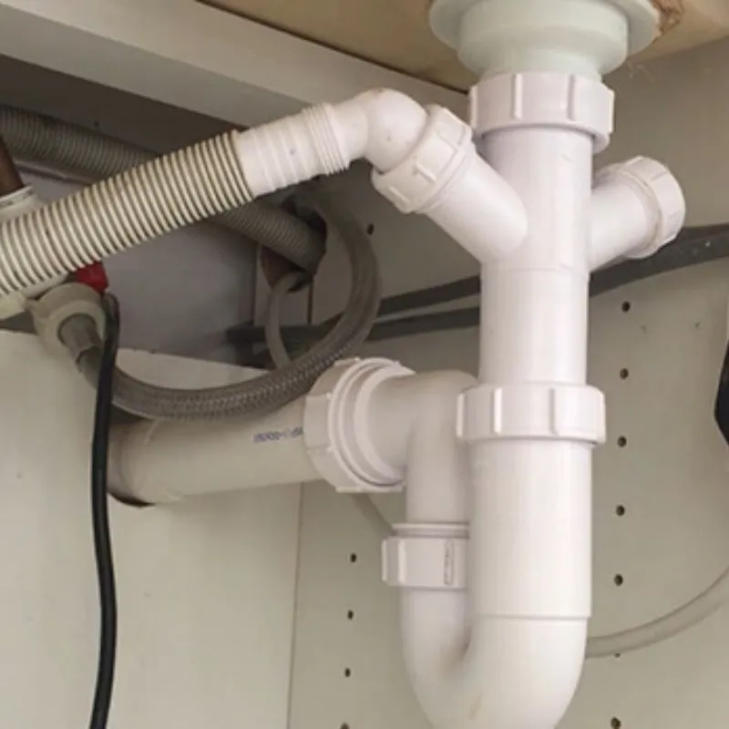 Đấu nối đường thoát nước của máy với hệ thống thoát nước của gia đình