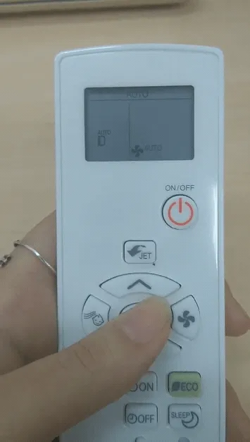 Tổng quan các phím chức năng trên điều khiển điều hòa Sharp