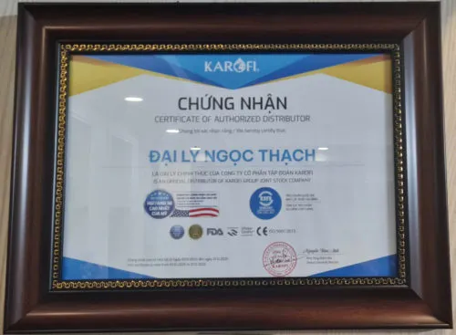 Cửa hàng Điện Máy Ánh Ngân trưng bày máy lọc nước bán công nghiệp