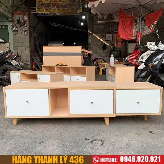 Kệ tivi rút gọn 1m7 tiện dụng