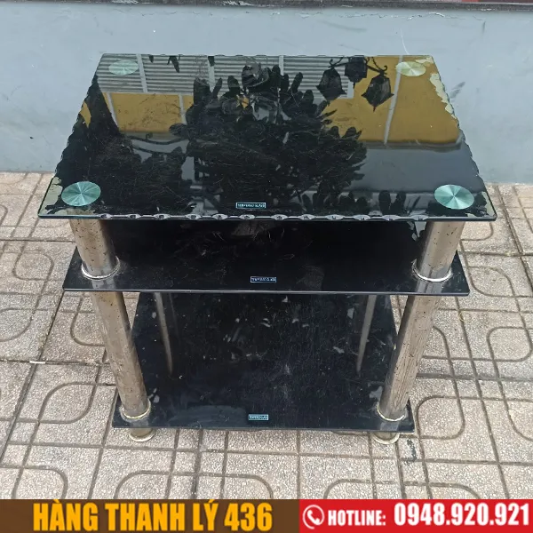 Kệ tivi mini mặt kính màu đen