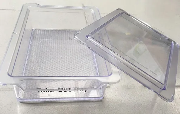 Khay kính và ngăn chứa bên trong tủ lạnh