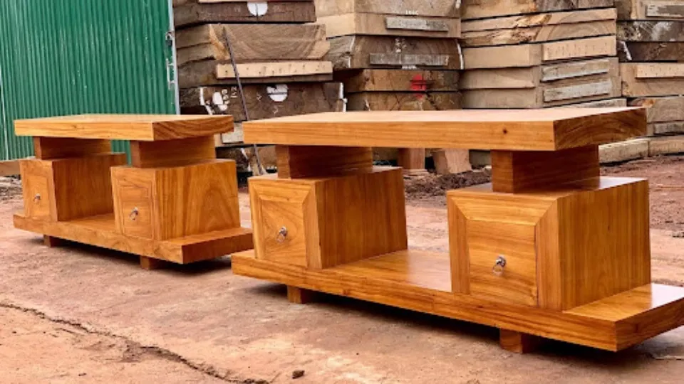 Kệ tivi hiện đại với nhiều ngăn kéo giúp lưu trữ đồ đạc hiệu quả