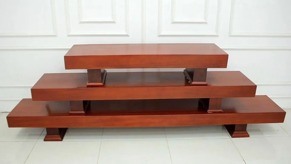 Kích thước kệ tivi gỗ nguyên khối phổ biến hiện nay