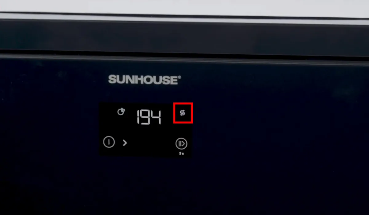 Ký hiệu hết muối trên máy rửa bát Sunhouse