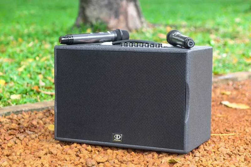Loa karaoke nhỏ gọn công suất lớn Dalton PS-K10A thùng gỗ sang trọng