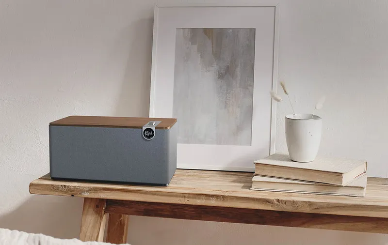 Loa Klipsch The Three Plus phong cách cổ điển