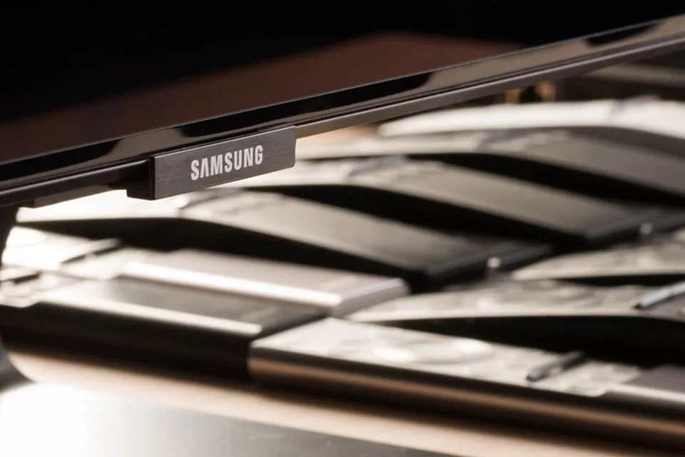 Lỗi đèn nền là nguyên nhân phổ biến khiến tivi Samsung bị tối màn hình