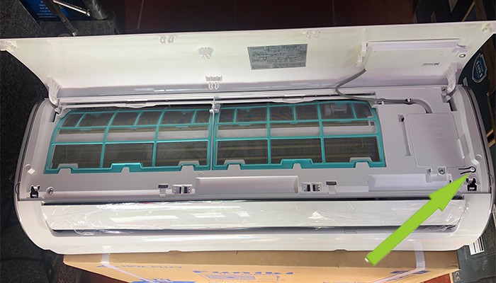 Hướng Dẫn Chi Tiết Cách Bật Điều Hòa Midea Không Cần Điều Khiển