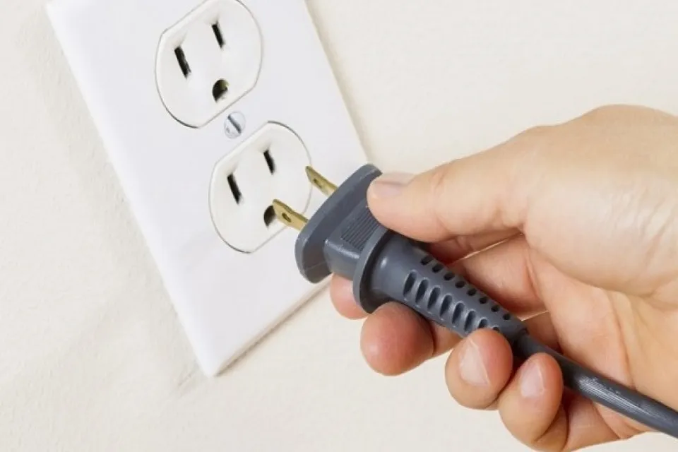 Thanh đốt bình nóng lạnh bị cặn